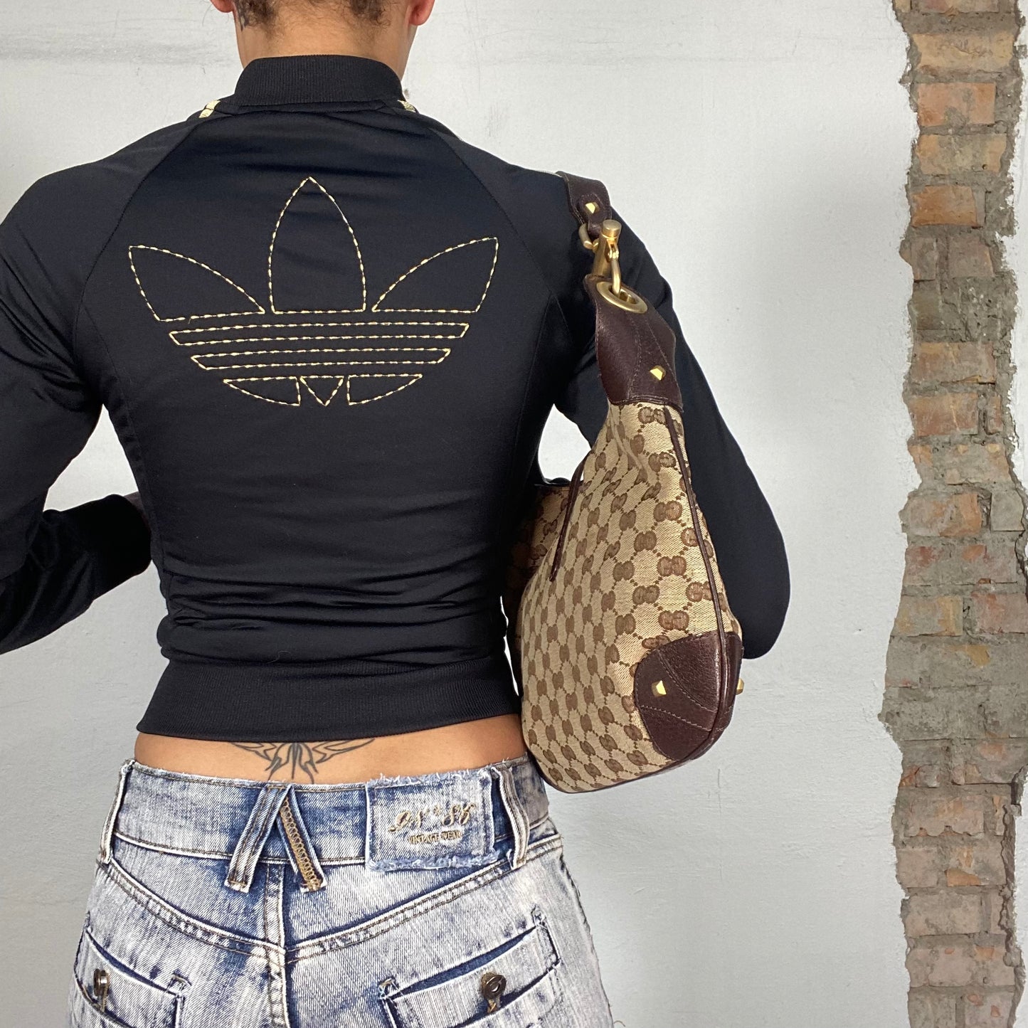 Vintage 2000's Adidas Black Zip Up Sweater with Gold Logo Details (XS)