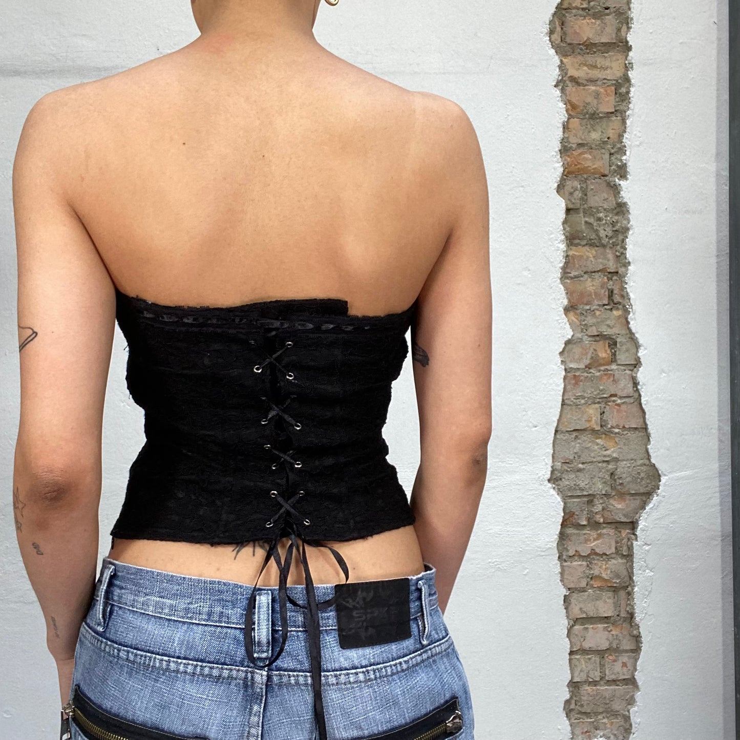 Vintage 90's Goth Black Lace Tube Top with Velvet Ribbon Detail (S/M)