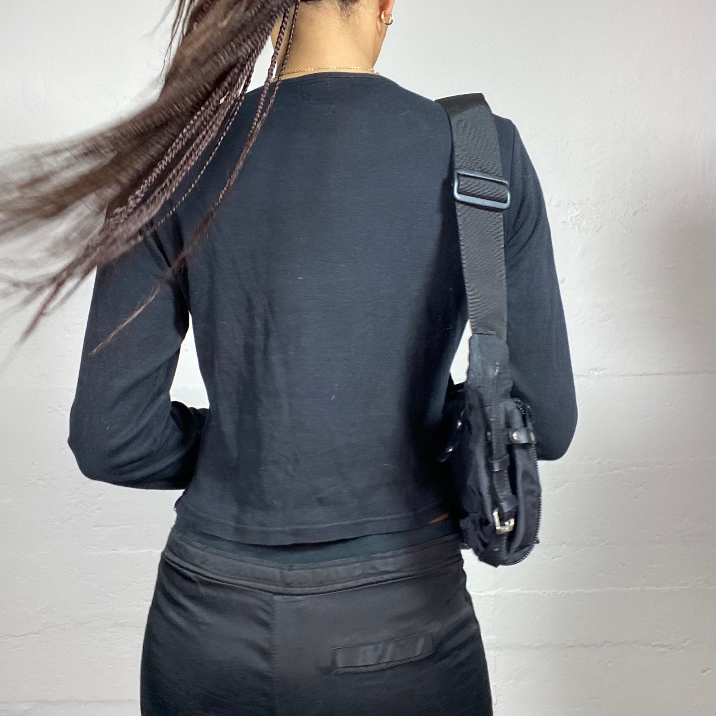 Vintage 2000's Alice in Wonderland Black Longsleeve Top with Pink Rabbit "Follow Me..." Print (S)