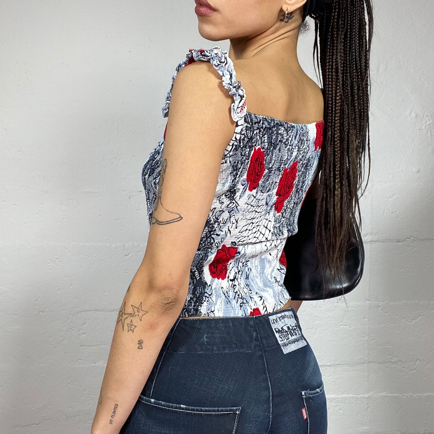 Vintage 90's Romantic Girl Grey Top with Red Roses Floral Print (S)