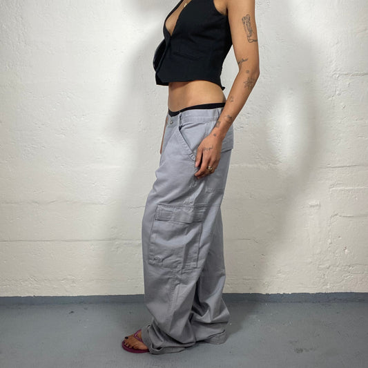 Vintage 2000's Skater Girl Light Grey Oversized Cargo Pants (M)