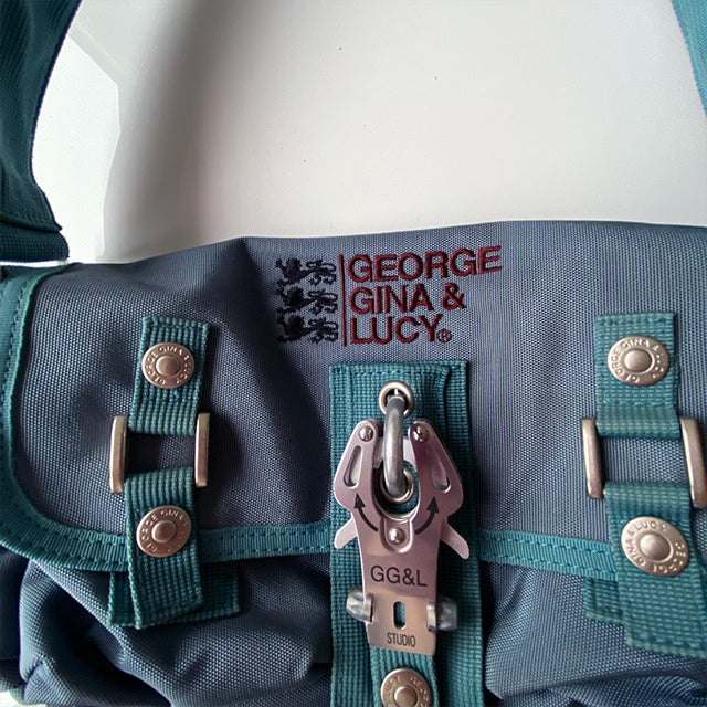 Vintage Y2K Cyber George Gina & Lucy Light Green Shoulder Bag