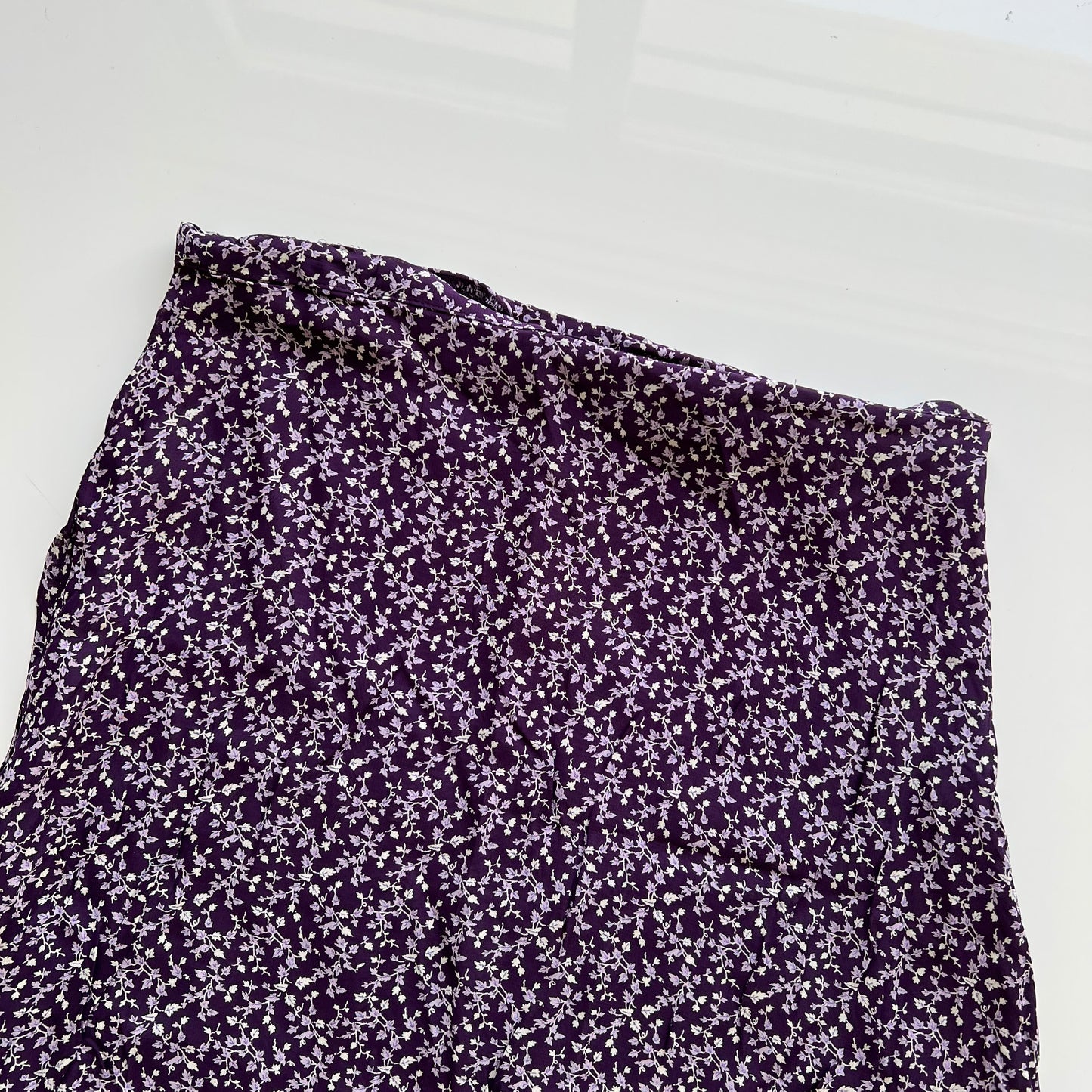 Vintage 90's Boho Fairy Purple Floral Maxi Skirt (38 EU / UK 10 / US 6)