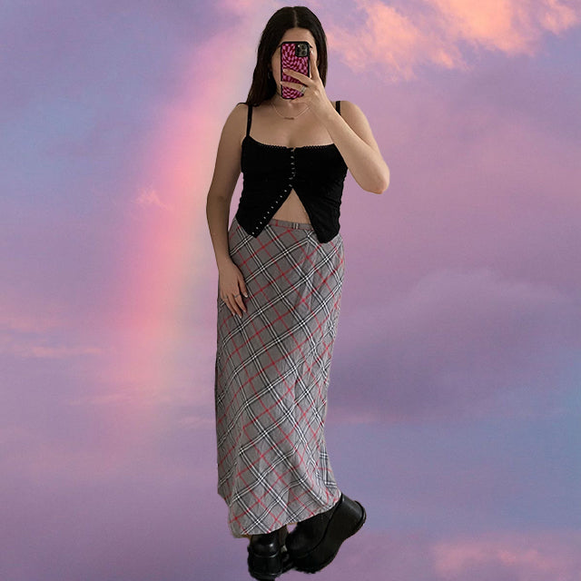 Vintage 90's Rachel Green Grey and Red Plaid Maxi Skirt (L)