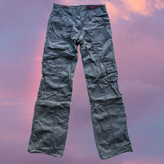 Vintage Y2K Low Waist Khaki Baggy Cargos (34 EU / UK 6)