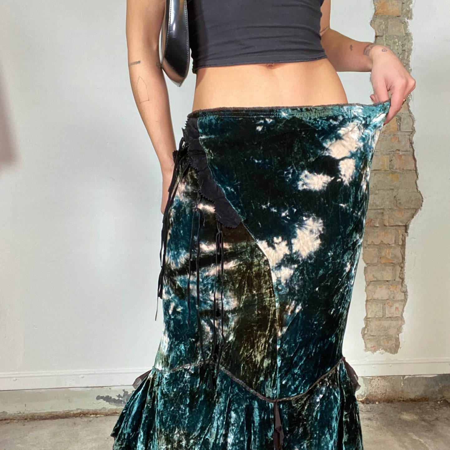 Vintage 2000's Whimsigoth Green Batik Velvet Maxi Skirt with Lace and Lace Up Detail (M/L)