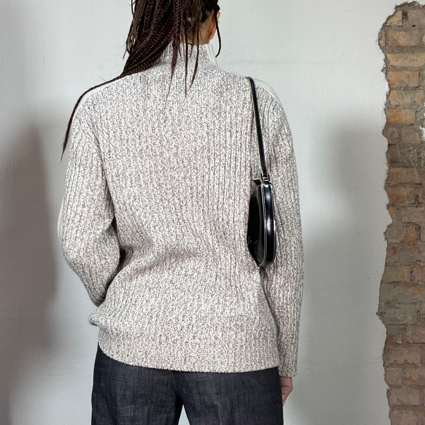 Vintage 90's Dad Grey/Beige Ribbed Knit Sweater with Collar Zip (M)