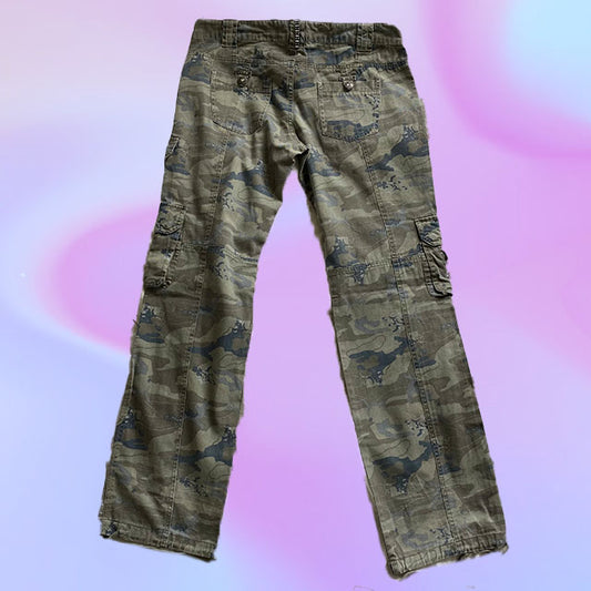 Vintage Y2K Low Waist Baggy Cargos (42)
