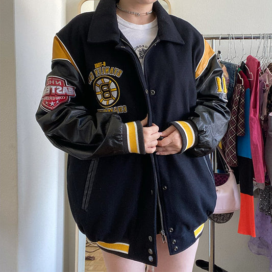 Vintage Boston Bruins 2011 College Jacket (One Size Oversize Fit)