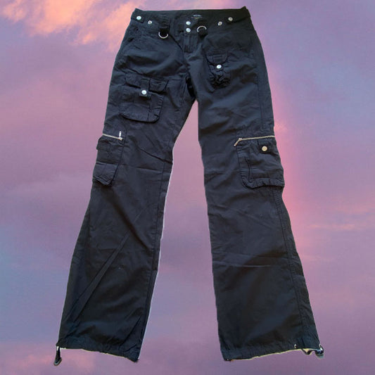 Vintage Y2K Low Waist Black Cargos (34 EU/UK 6)