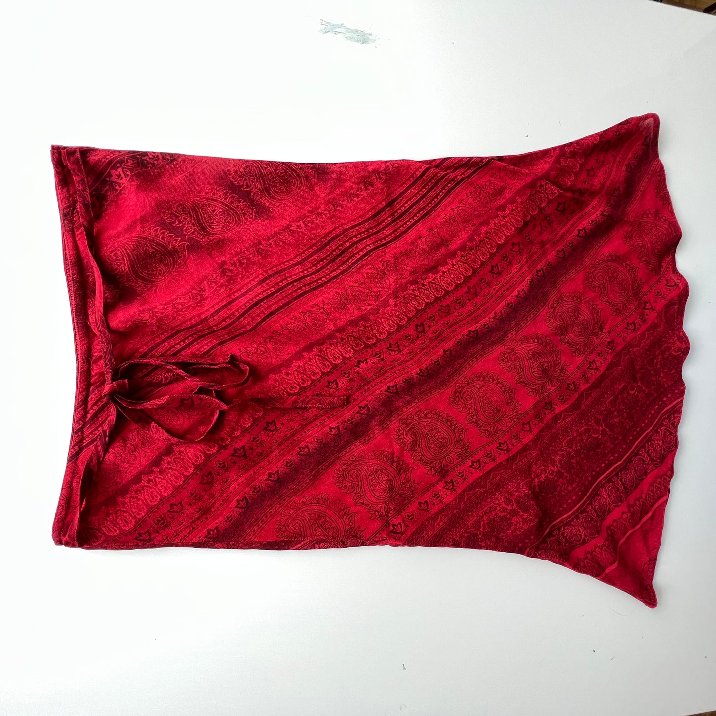 Vintage 90's Boho Red Paisley Mesh Midi Skirt (XS/S)