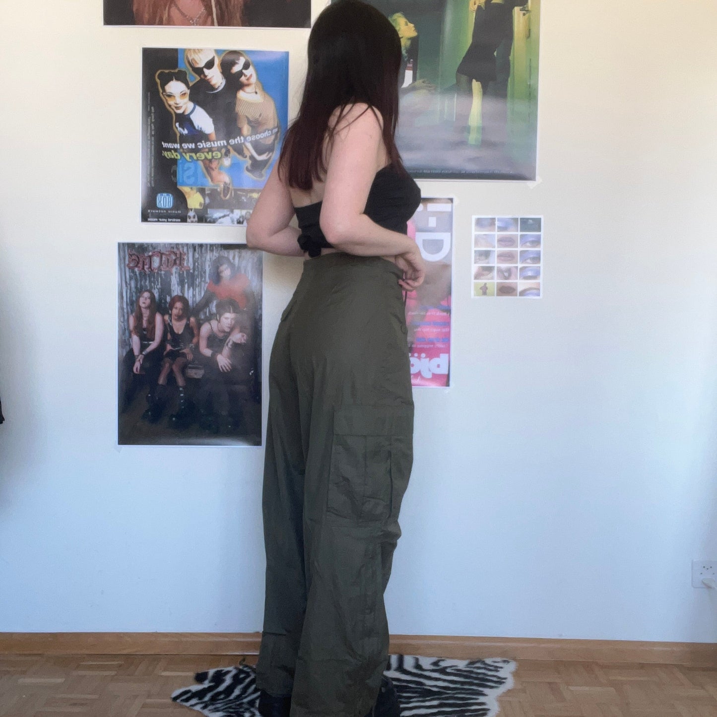 Vintage 90's Archive Techwear Khaki Parachute Baggy Cargo Pants (XS-S-M)