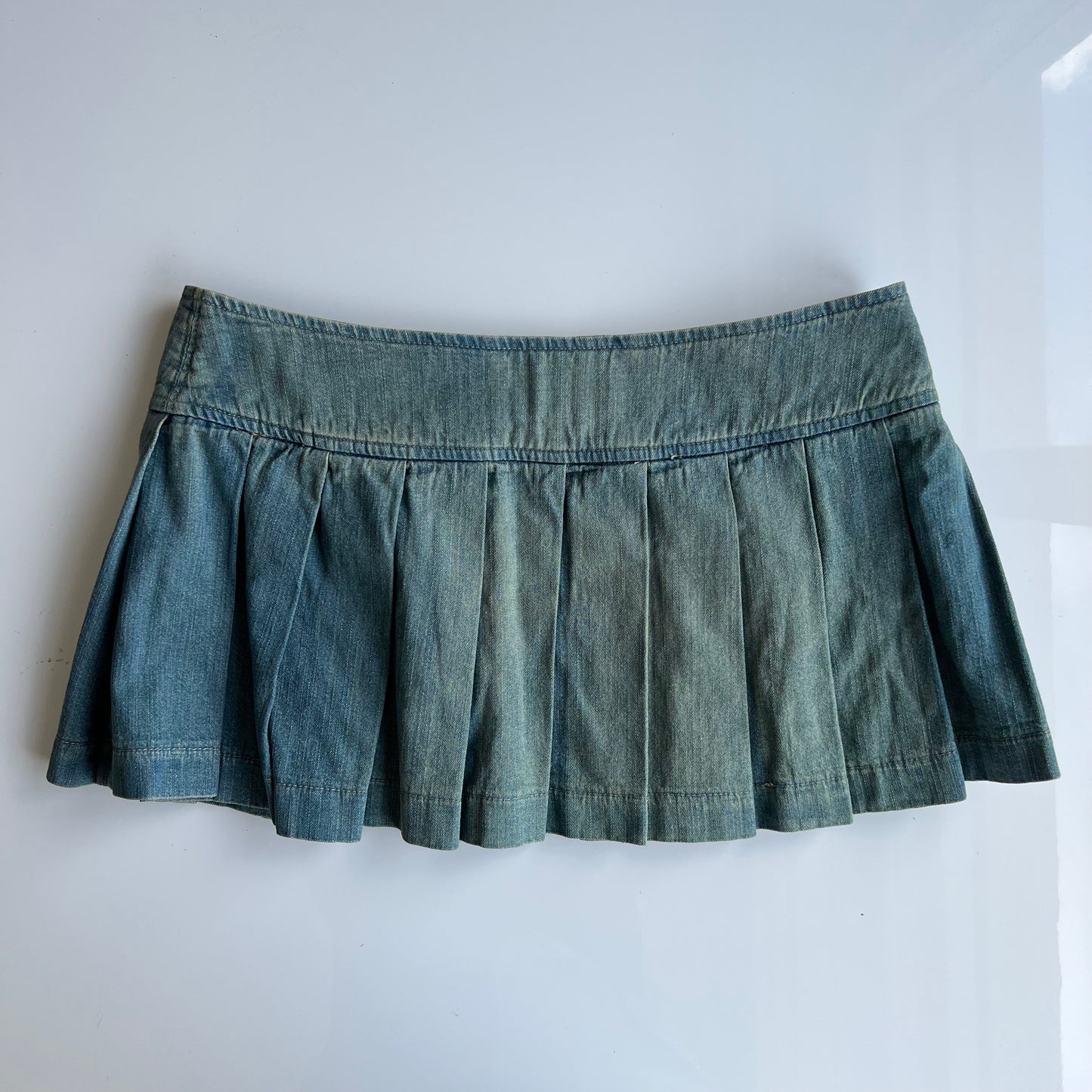 Vintage 90's Archive Miss Sixty Blue Pleated Denim Mini Skirt (36 EU / UK 8 / US 4)