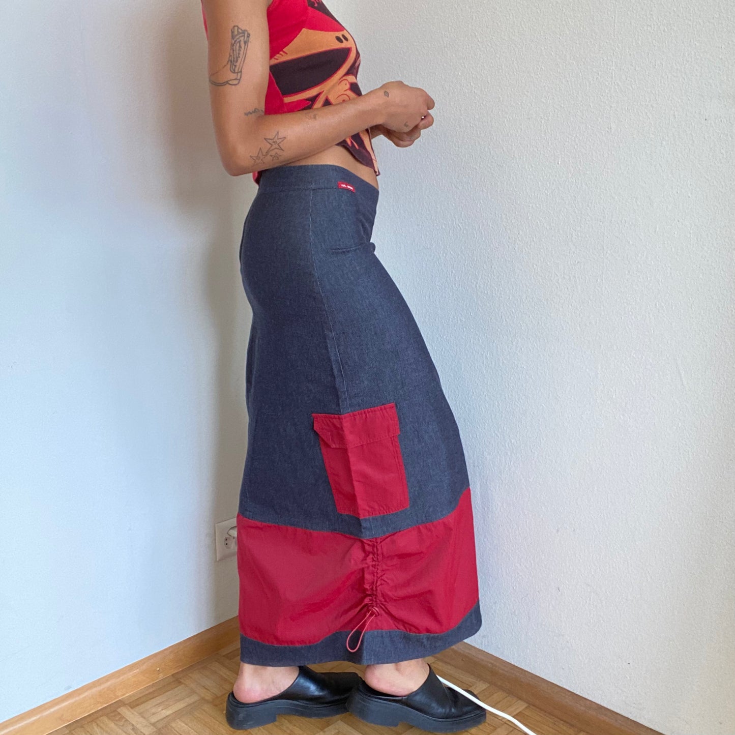 Vintage 90's Techwear Dark Wash Denim Cargo Maxi Skirt with Red Details (S)