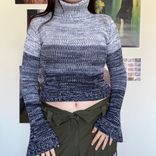 Vintage 90's Spring Blue Rollneck Sweater (S/M)