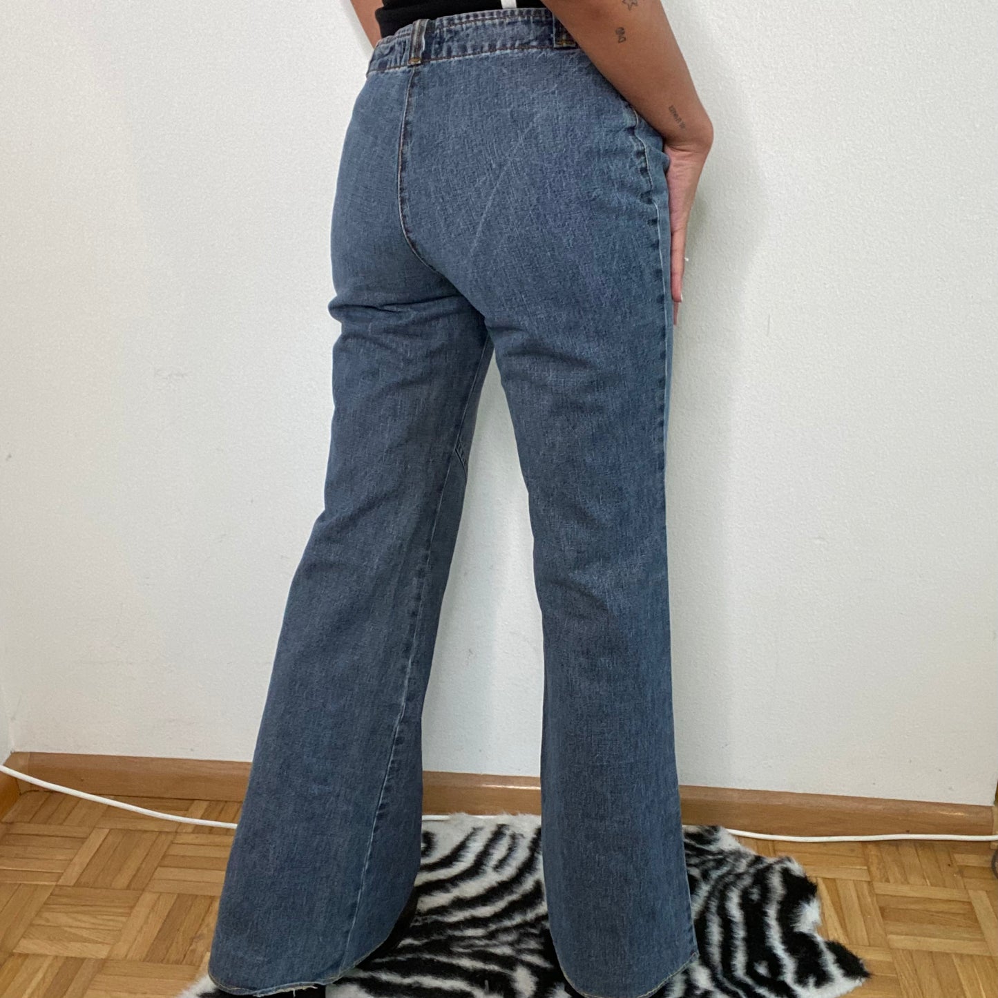 Vintage 90's Rockstar Low Waist Flared Jeans (S)