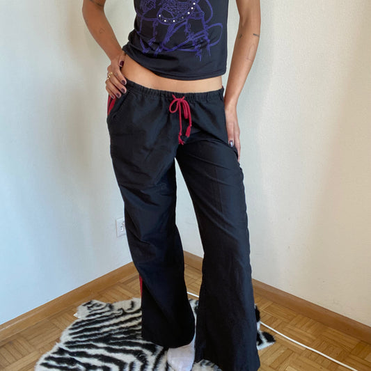 Vintage 90's Sporty Black Track Baggy Pants with Red Side Stripes (S/M)