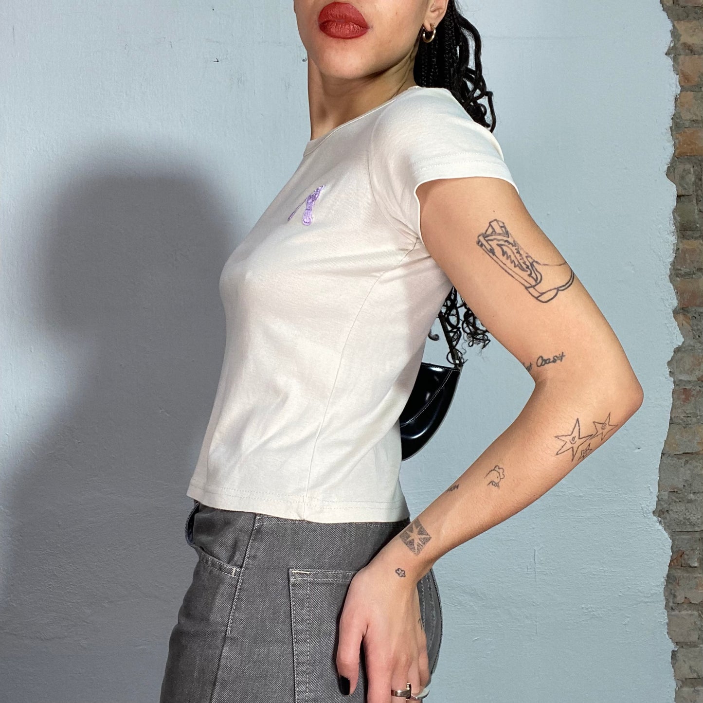 Vintage 2000's Soft Girl Off White Baby Tee with 'Replay' Back Print (S)