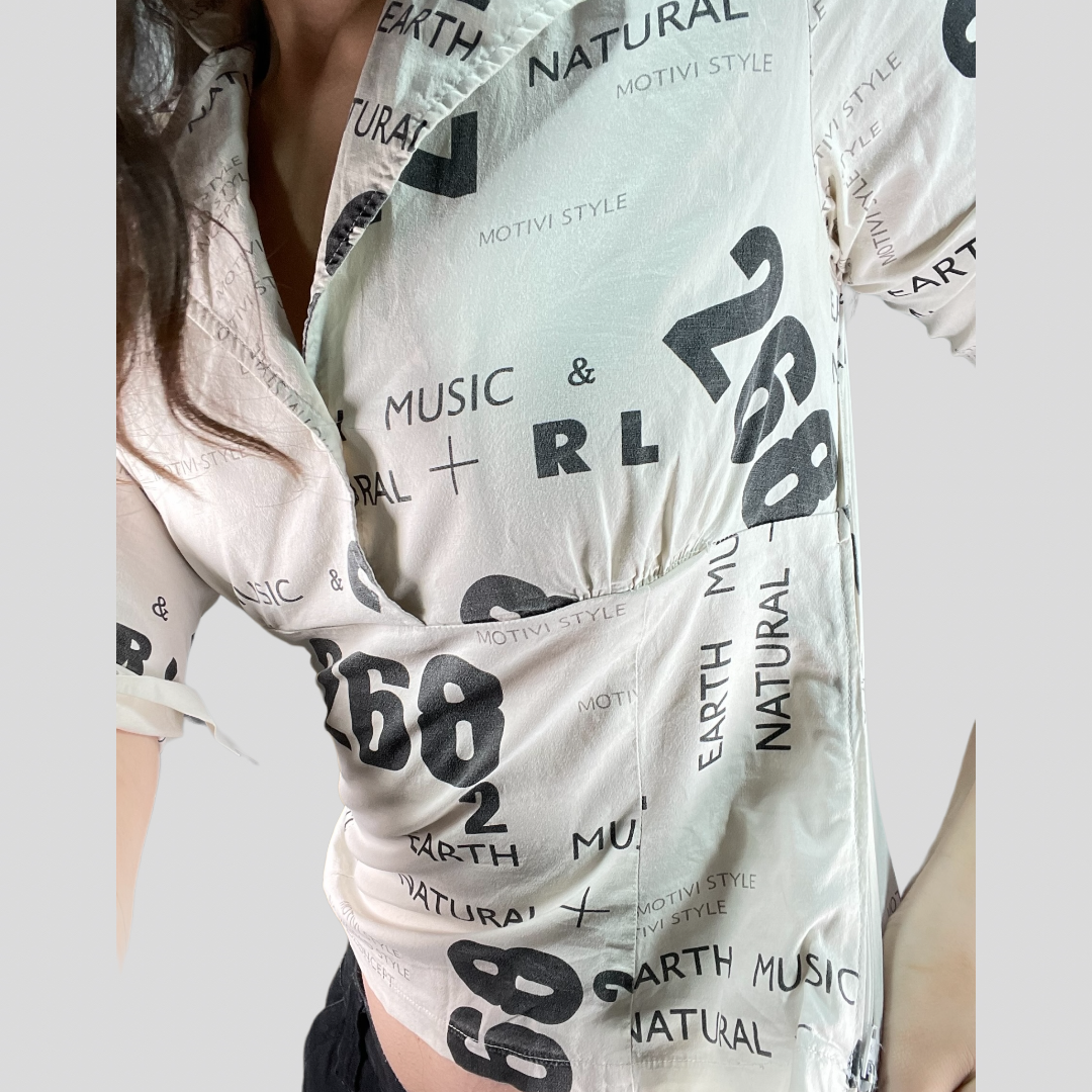 Vintage 90's Model off Duty White Blouse with Writing Print (S)