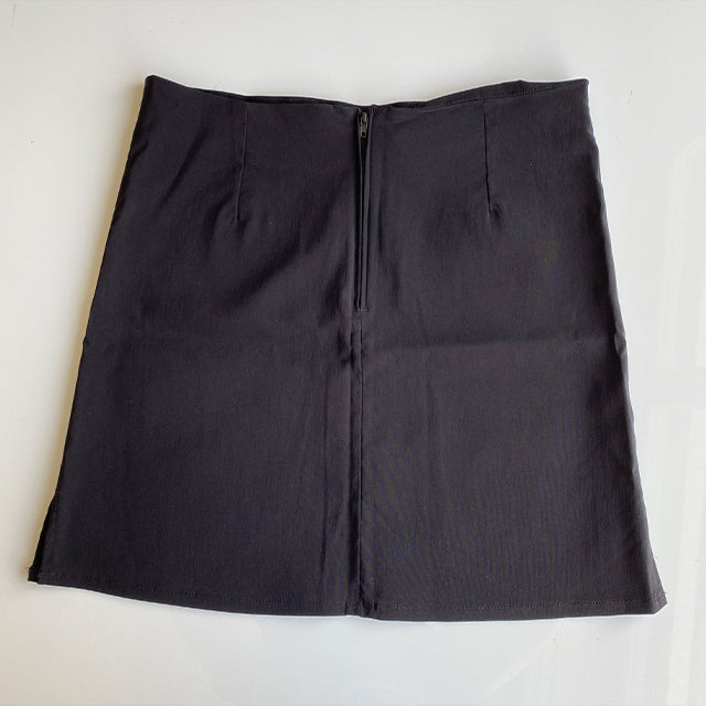 Vintage 90's Black Mini Skirt with Embroidered Chinese Letters (38 EU / 10 UK / 6 US)