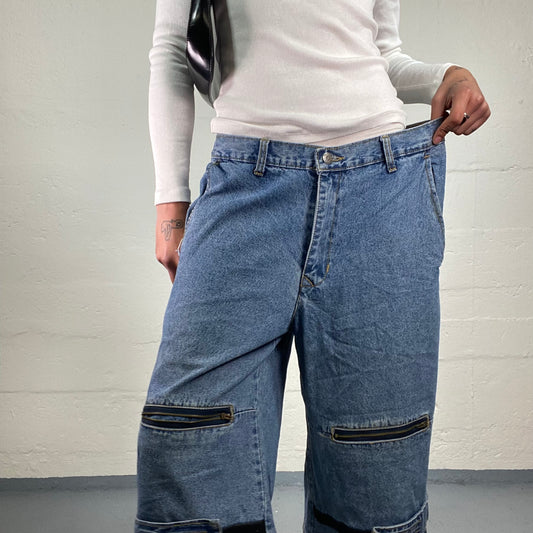 Vintage 2000's Hip-Hop Girl Wide Leg Blue Denim Shorts with Zipper Details (XXL)