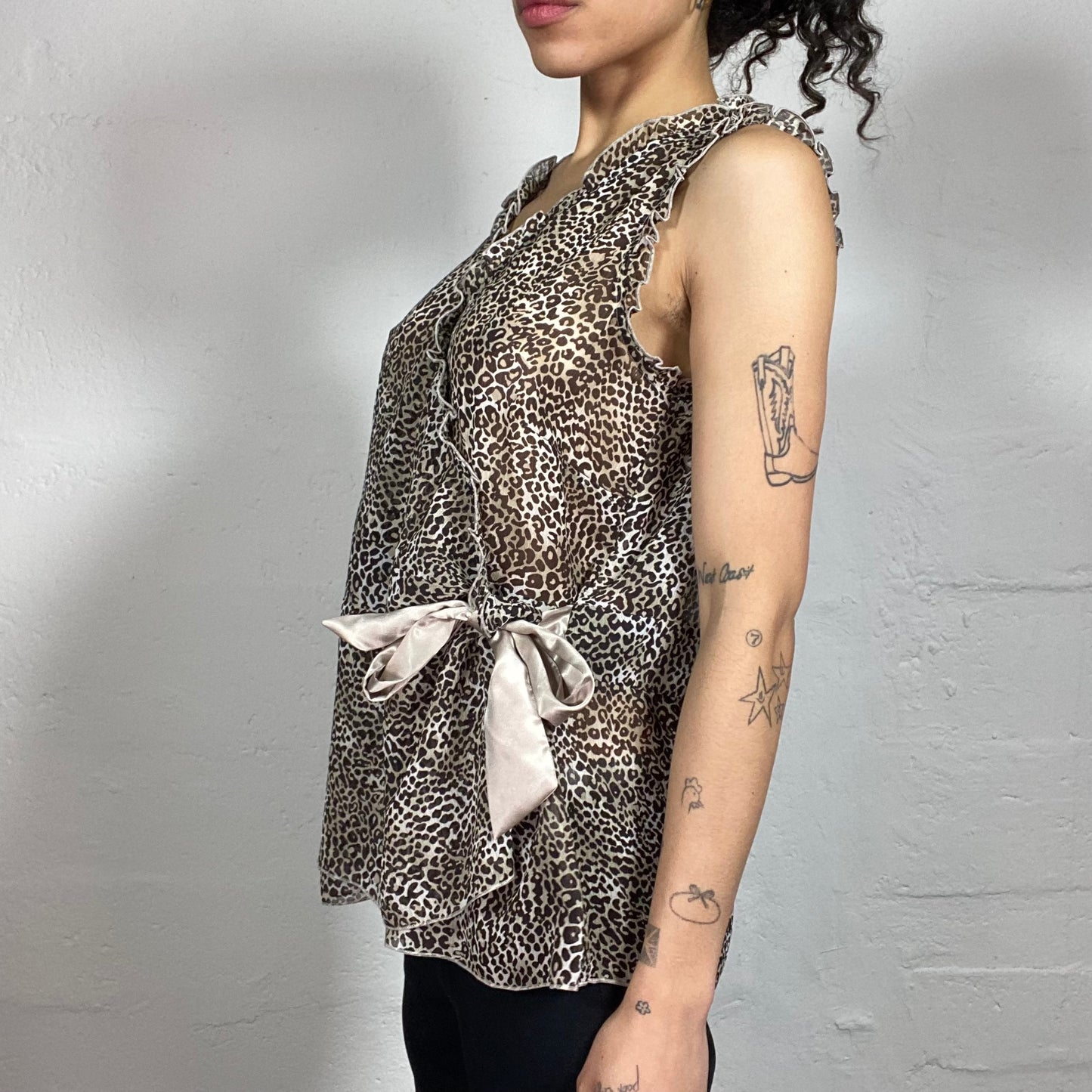 Vintage 2000's Cheetah Girl Chiffon Wrapped Side Satin Binding Animal Print Top (M/L)