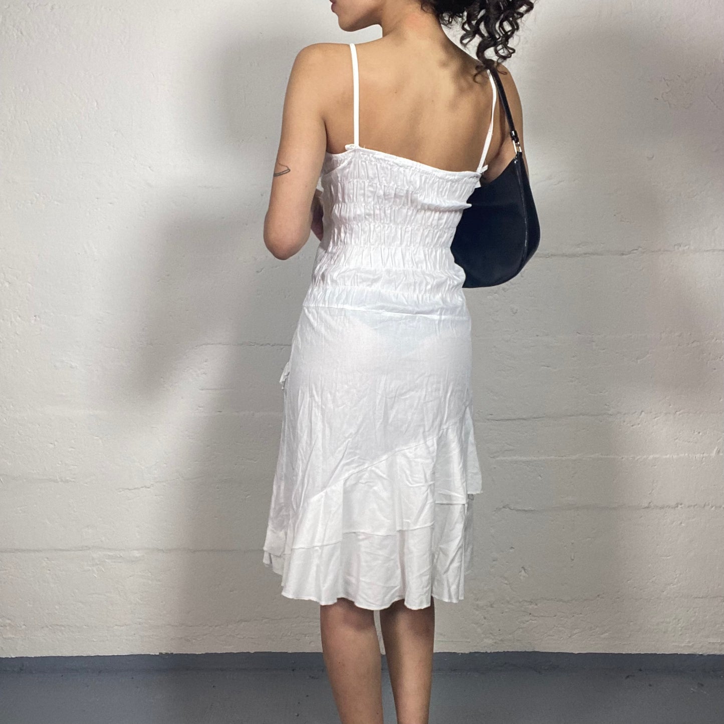 Vintage 2000's Coquette White Summer Layered Midi Cami Dress with Lace Up Front Detail (M)