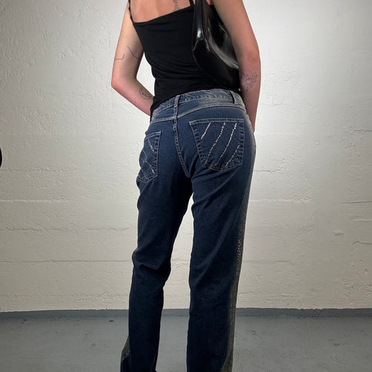 Vintage 2000's Cowgirl Mid Wash Flare Jeans with Zig Zag Scribble Print (L)