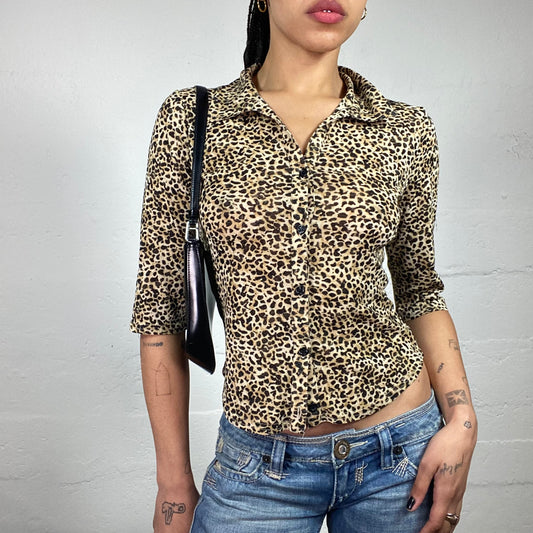 Vintage 2000's Office Girl Sand Toned 2/3 Sleeve Slim Fit Cropped Button Up Shirt with Leo Print (S)