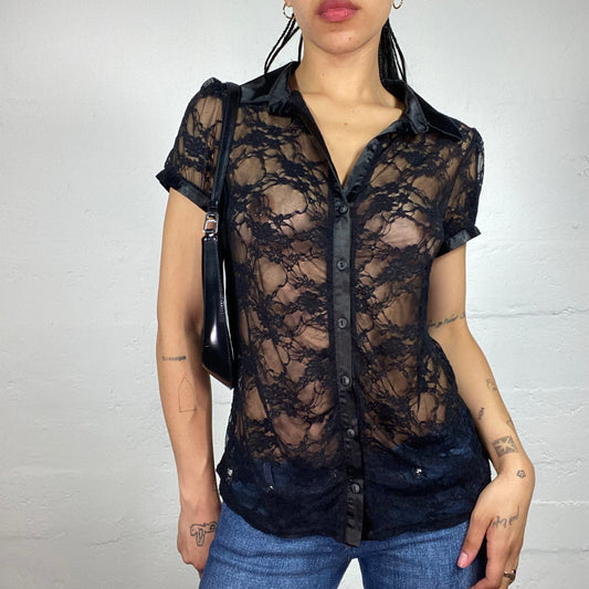 Vintage 2000's Romantic Black Lace Material See Through Short-Sleeved Button Up Top (L)