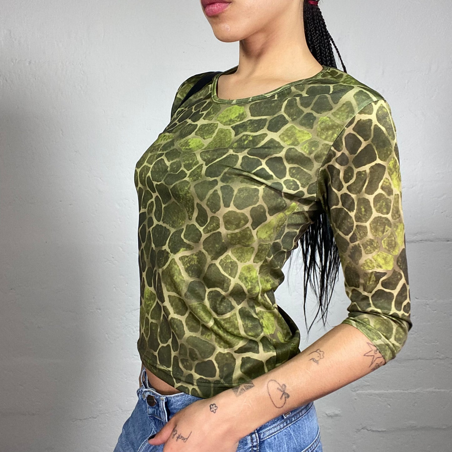 Vintage 2000's Downtown Girl Green 2/4 Sleeve Top with Golden Patches Print (M)