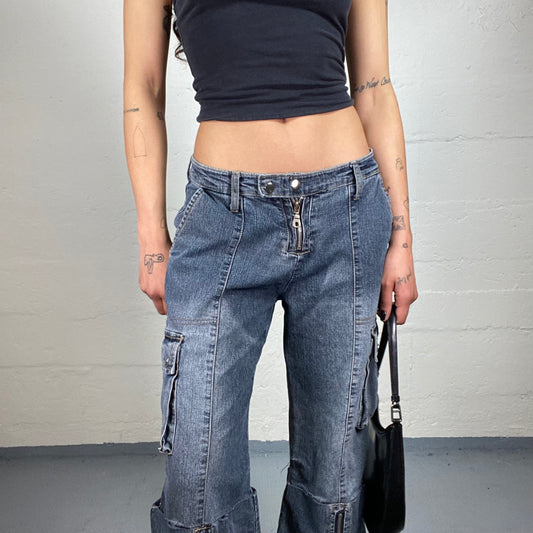 Vintage 2000's Hip Hop Low Waisted Cargo Baggy Jeans with Pockets and Zipper Details (XL)