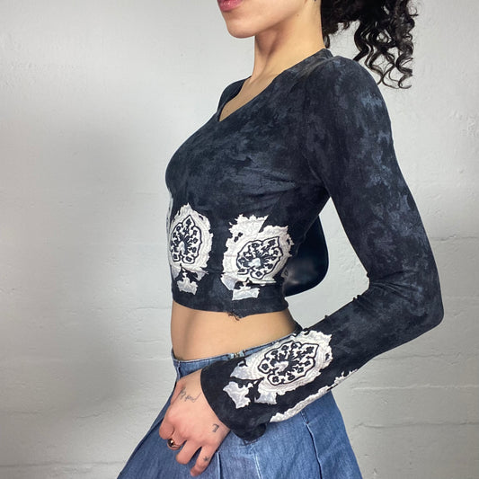 Vintage 2000's Boho Style Navy Blue Faded Longsleeve V-Neck Cropped Top with Contrast White Pattern (S)