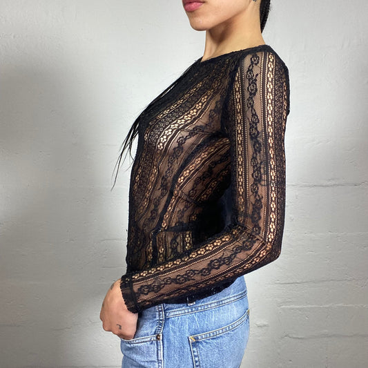 Vintage 2000's Grunge Black See Through Lace Floral Pattern Longsleeve Top (S)