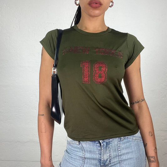 Vintage 2000’s Hip Hop Khaki Green Baby Tee with Red Glitter New York 18 Print (M/L)