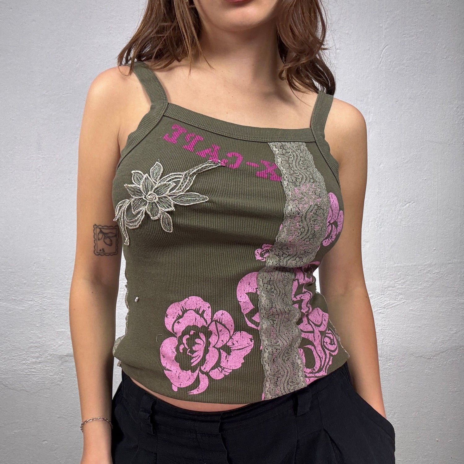 新しいコレクション Olive Punk X-Girl 90's Vintage Green Pink with Top Camisole ピンズ・ピンバッジ・缶バッジ