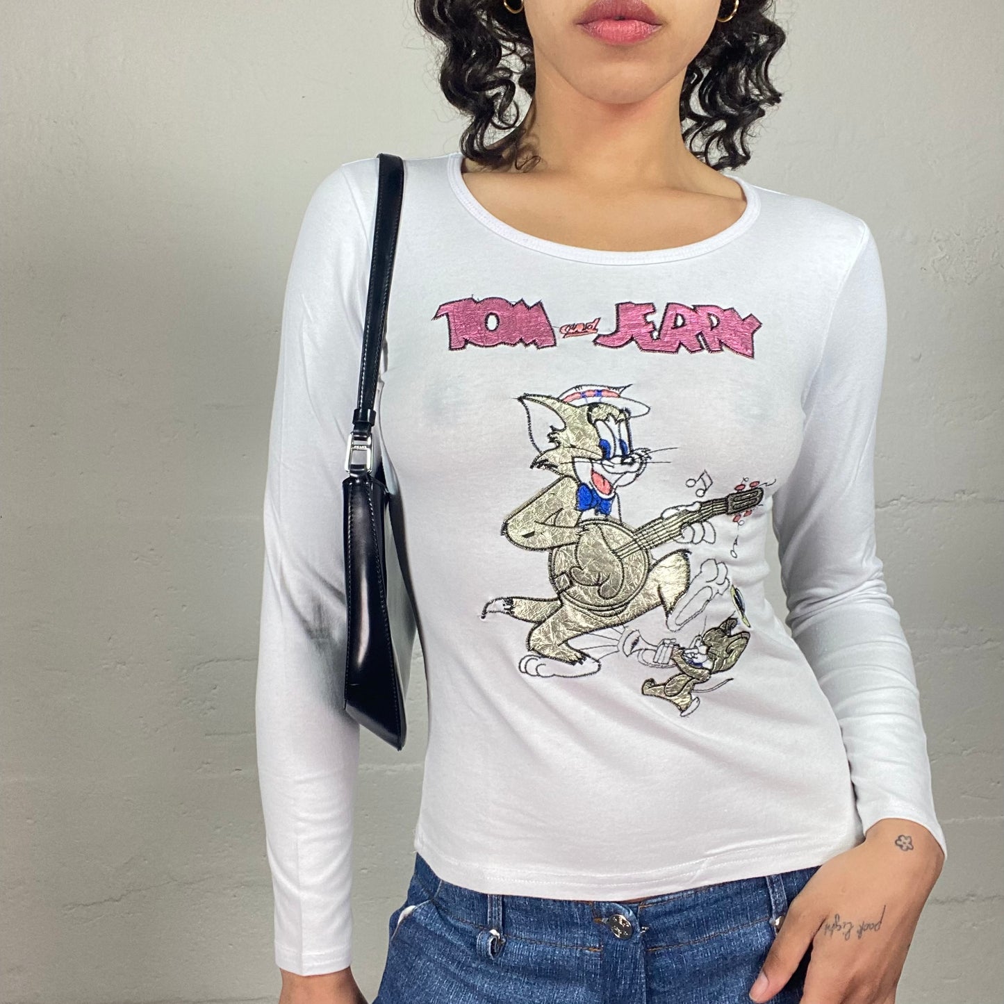 Vintage 2000's Tom and Jerry Casual White Longsleeve Top with Cartoon Print (S)