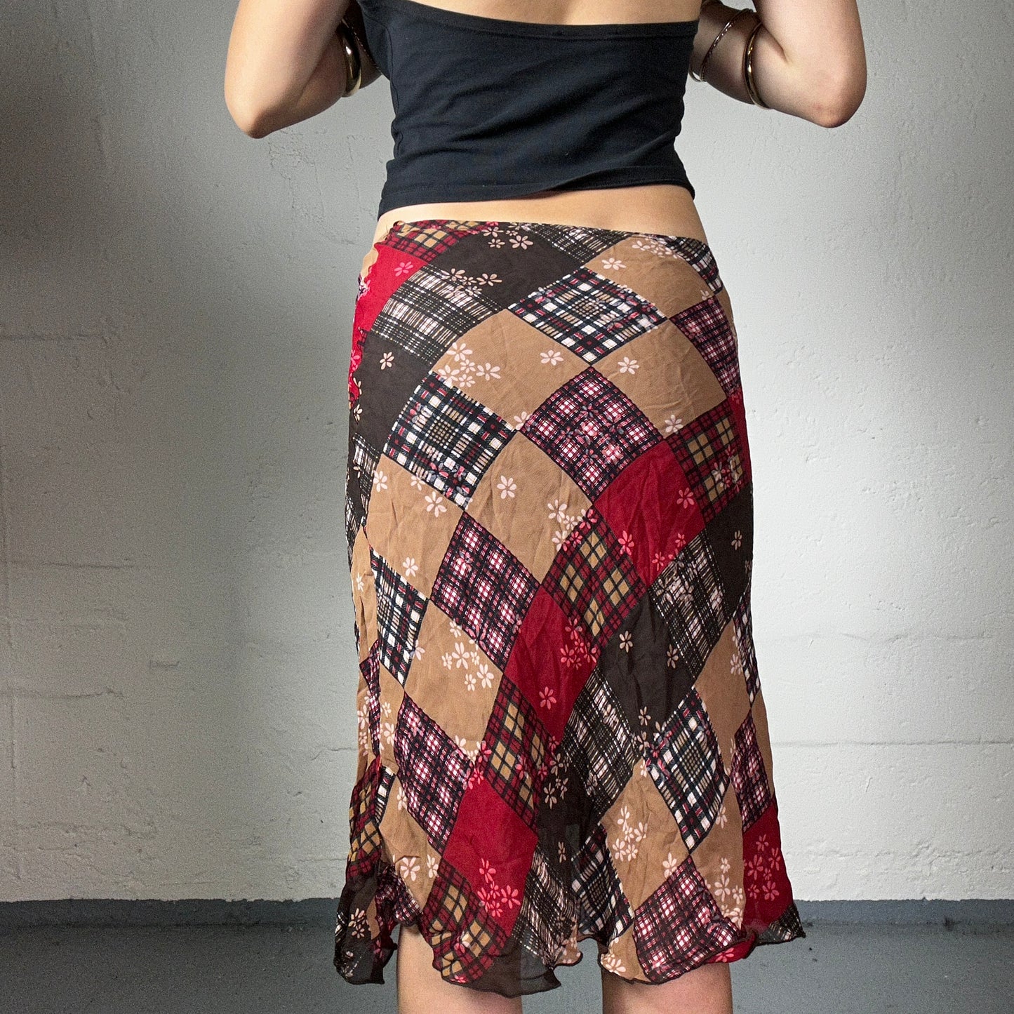 Vintage 2000's Boho Girl Black Beige and Red Midi Chiffon Skirt with Squired Checkered and Floral Print (S)