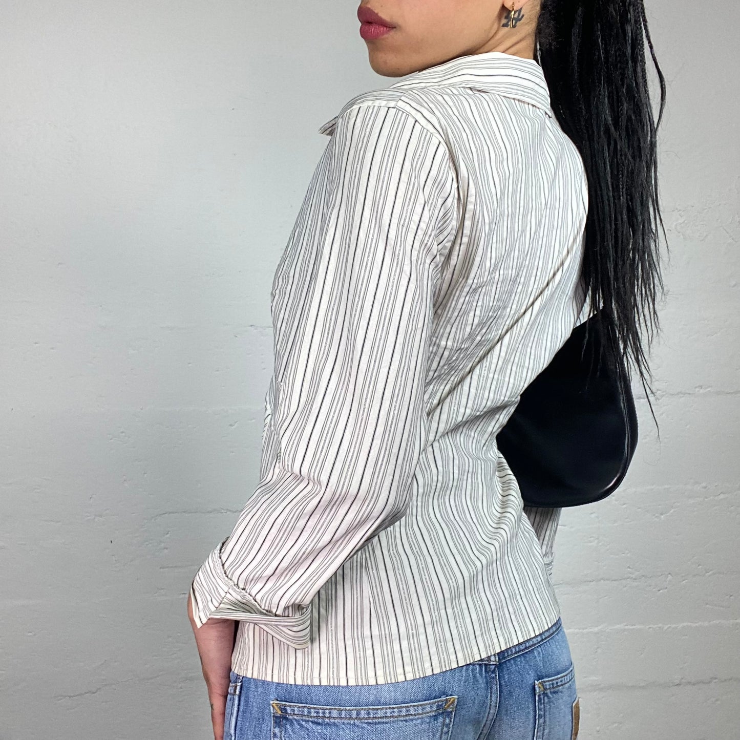 Vintage 2000's Office Girl White Casual Striped Button Up Shirt (L)