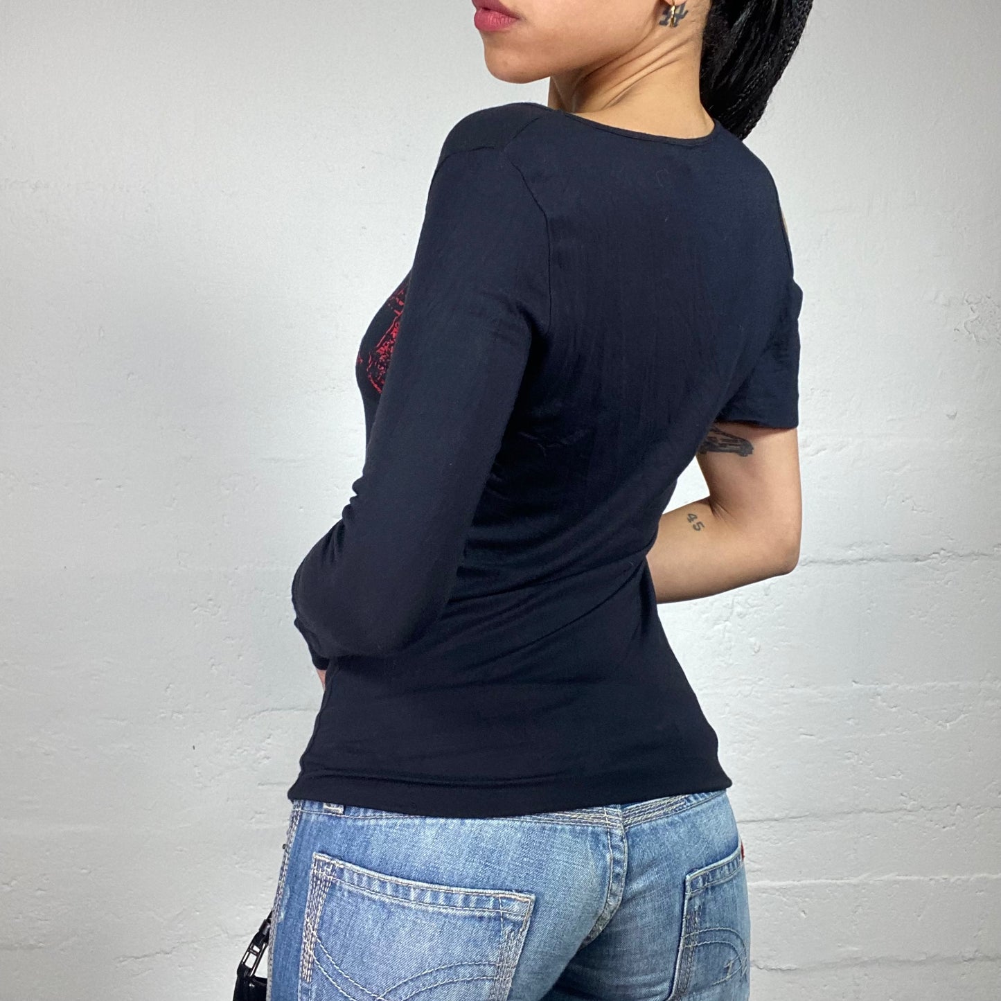 Vintage 2000's Goth Black Longsleeve Asymmetric V-Cut Top with Red Typography Print (M)