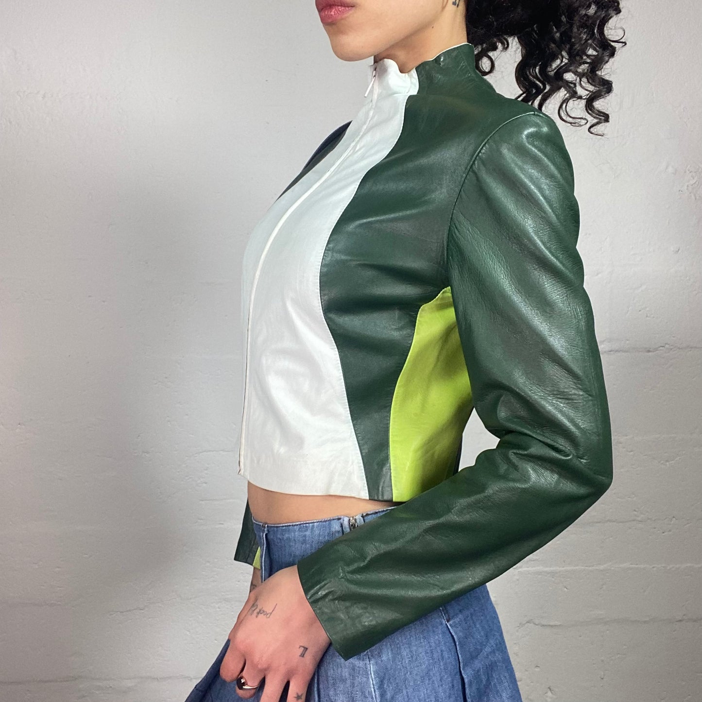 Vintage 2000's Biker Style Fun Green and White Zip Up Cropped Leather Jacket (S)