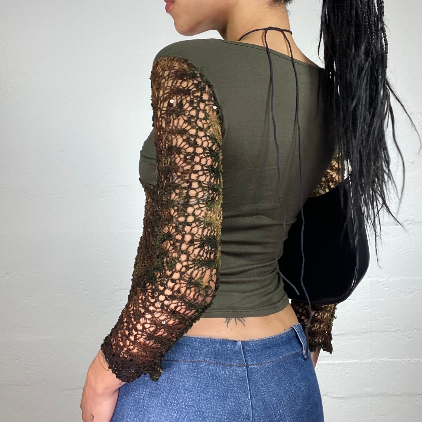 Vintage 2000's Boho Girl Khaki Green and Brown Fade 3/4 Sleeve Cropped V-Cut Top with Net Crochet Details (S)