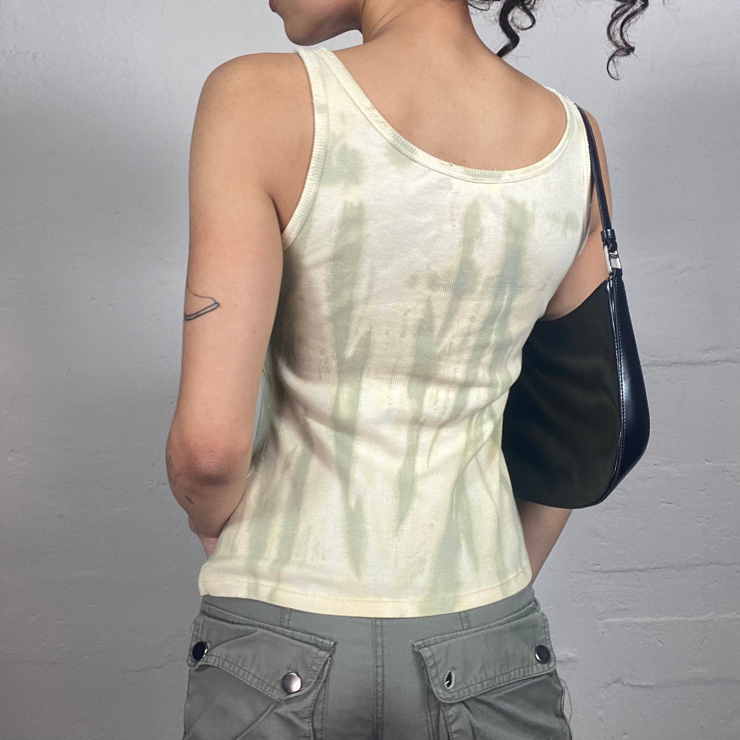 Vintage 2000's Grunge Beige and Khaki Fading Tank Top with Heart Knife Print (M)