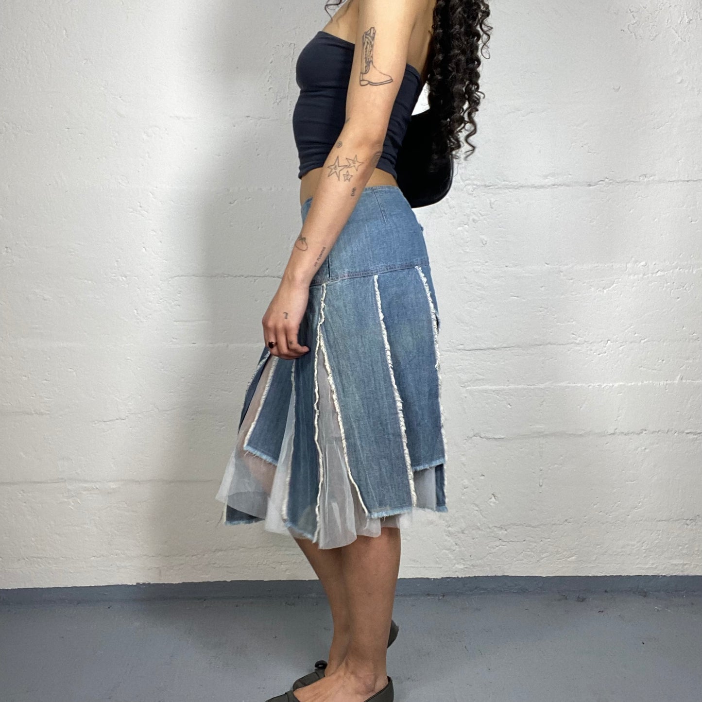 Vintage 2000's Downtown Girl Light Denim Cut Open Trim Midi Skirt (M)