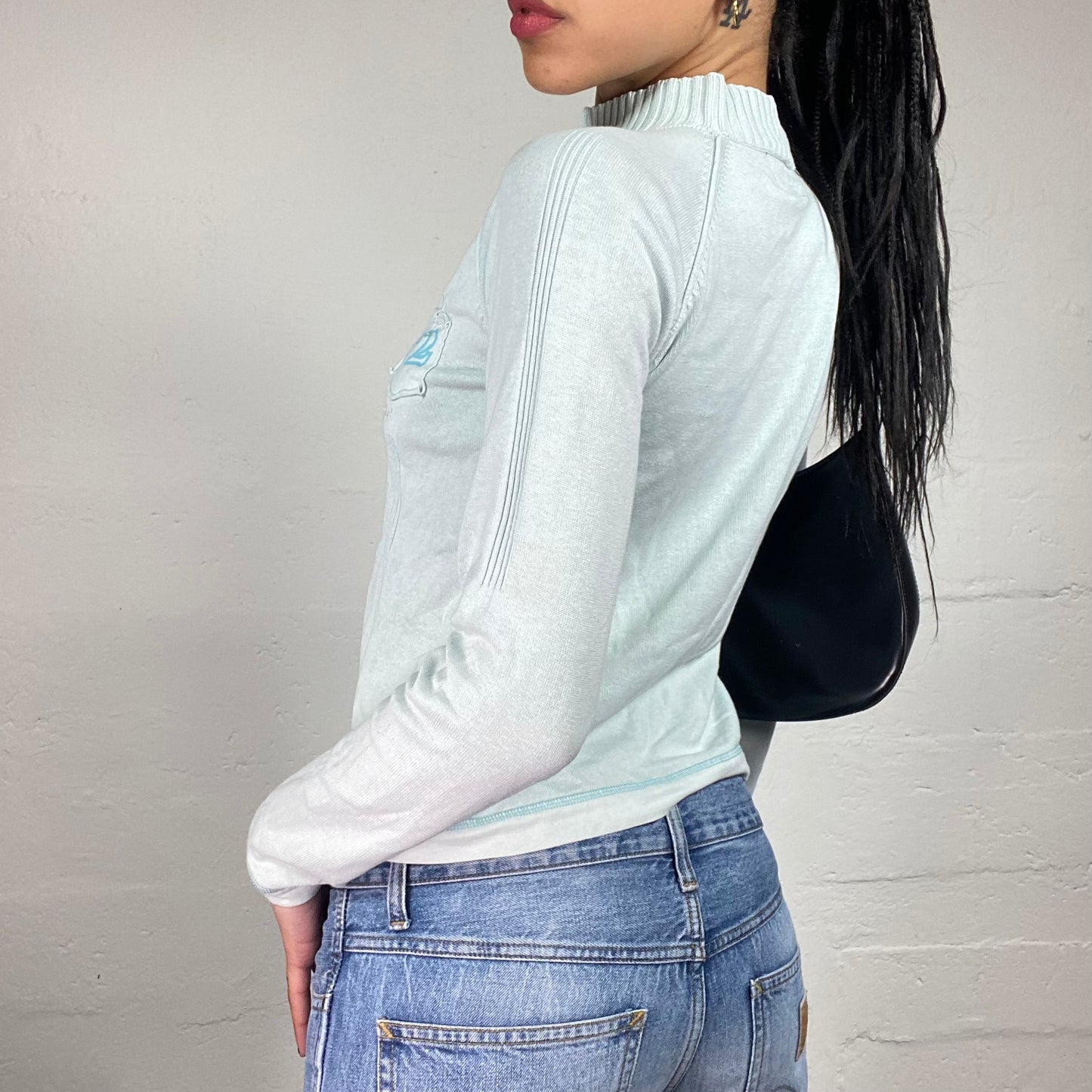 Vintage 2000's Sporty Baby Blue Knitted Zip Up Pullover with 92 Patch Embroidery (M)