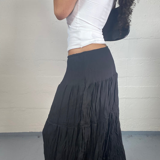 Vintage 2000's Boho Girl Black Ruffled Layered Maxi Skirt (S)