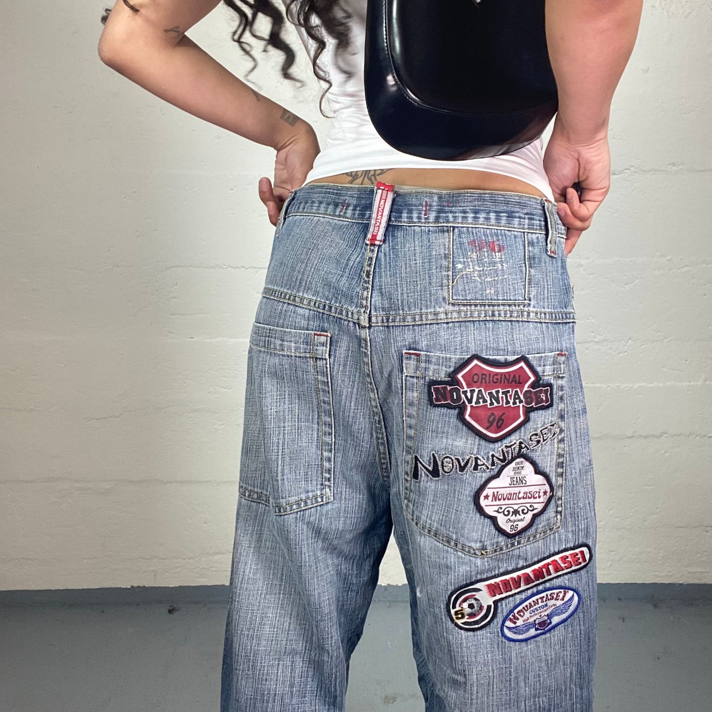 Vintage 2000's Streetwear Baggy Washed Out Blue Jeans with Colourful Patches (XL)