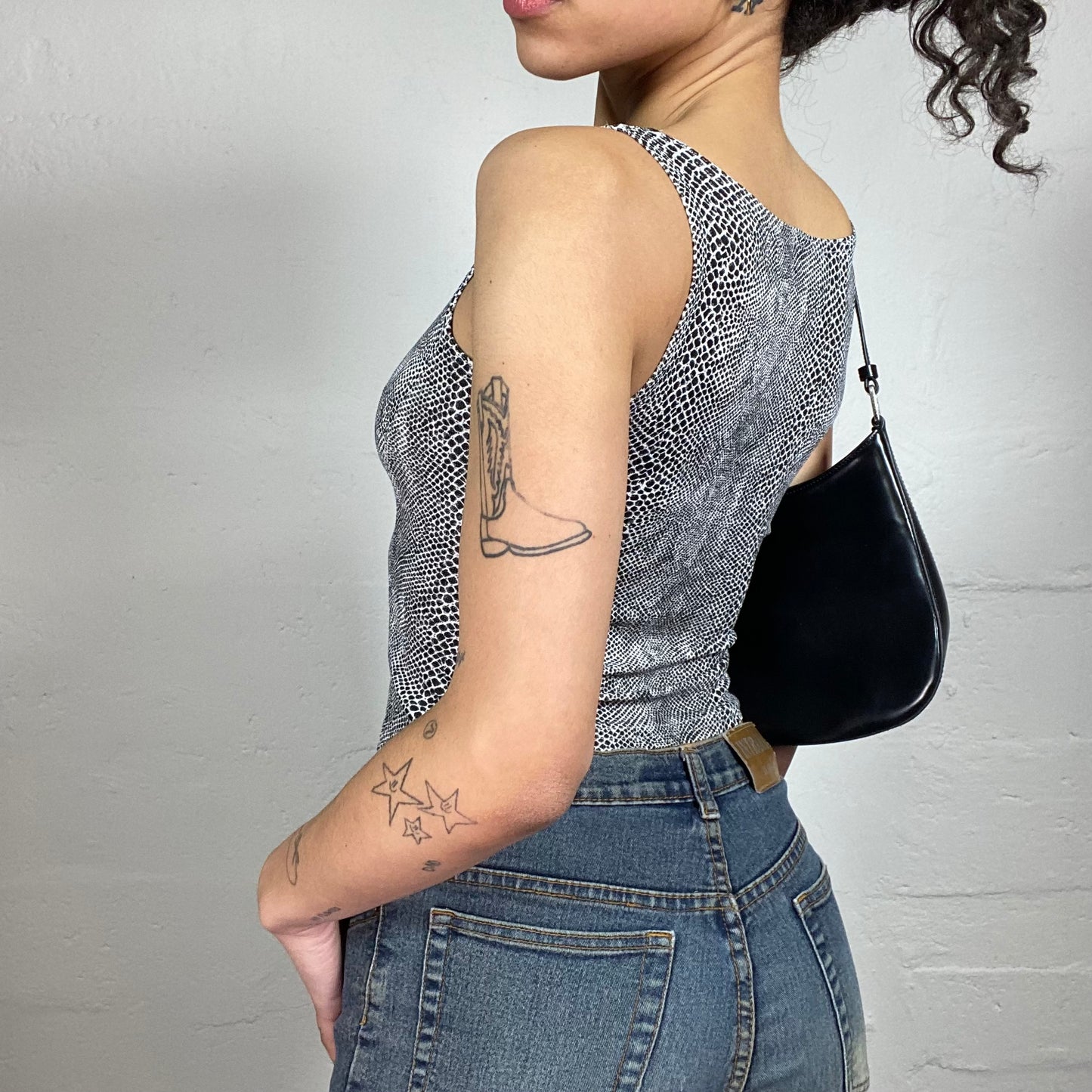 Vintage 2000's Downtown Girl Grey Tank Top with Black Snake Skin Print (S)