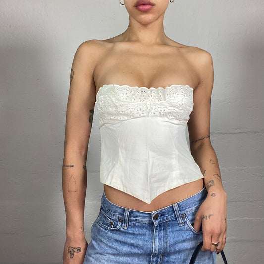 Vintage 2000's Coquette White Cropped Corset Top with Lace Bra Details (M)