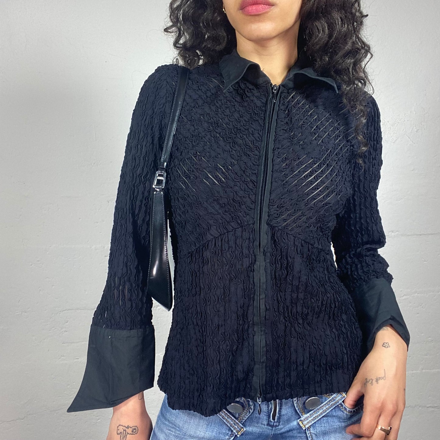 Vintage 2000's Classy Black Textured Embroidery Zip Up Collared Shirt (S)
